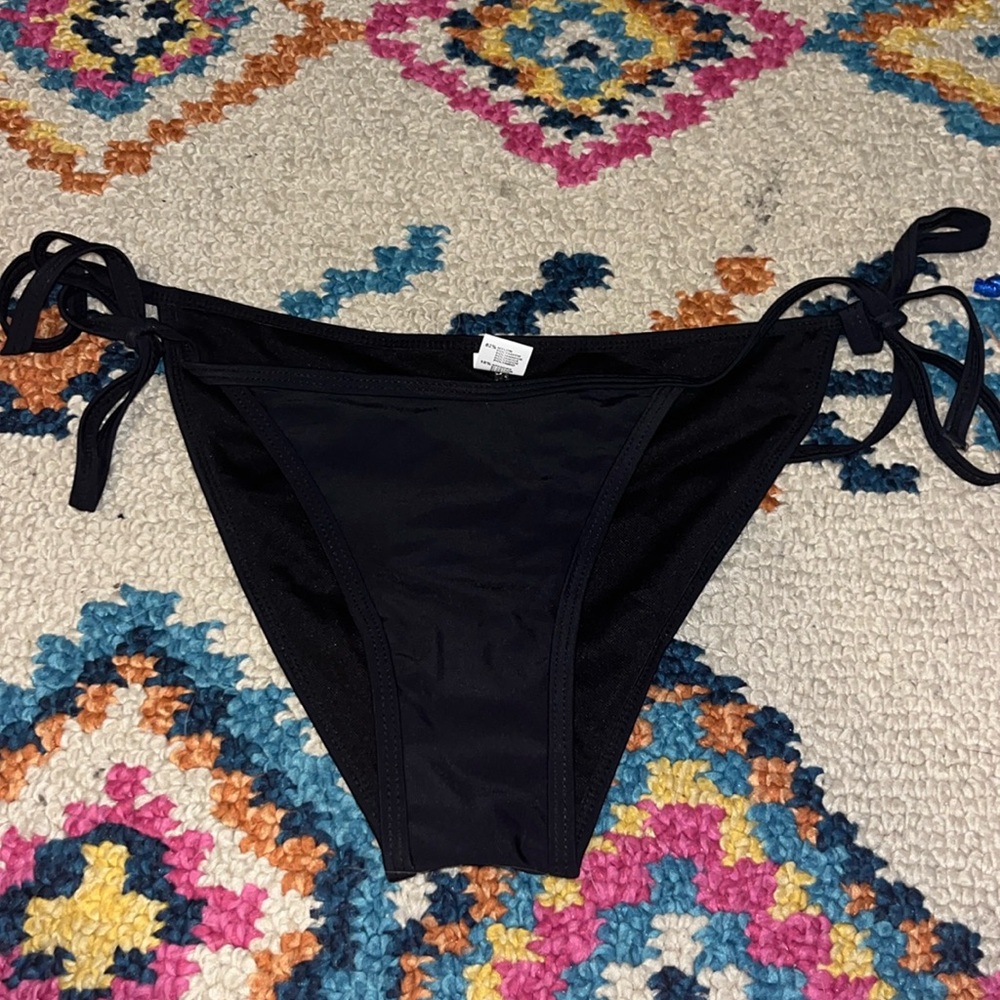 Amazon tie bottoms